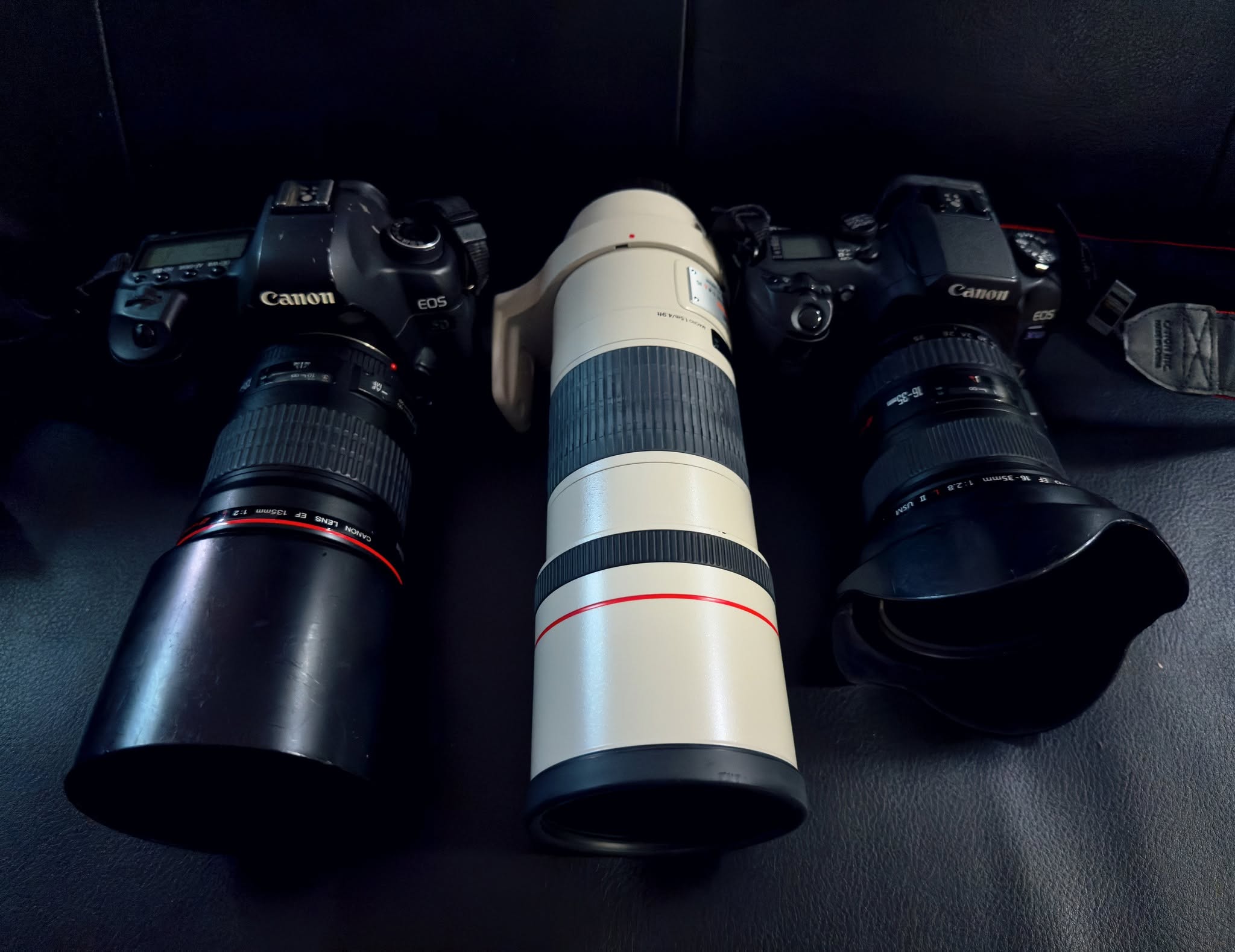 怡然居出借的三顆 Canon L 鏡頭與兩台機身
